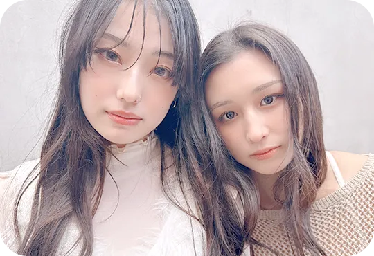 すき間を生かしながら輪郭を整えた眉のイメージ